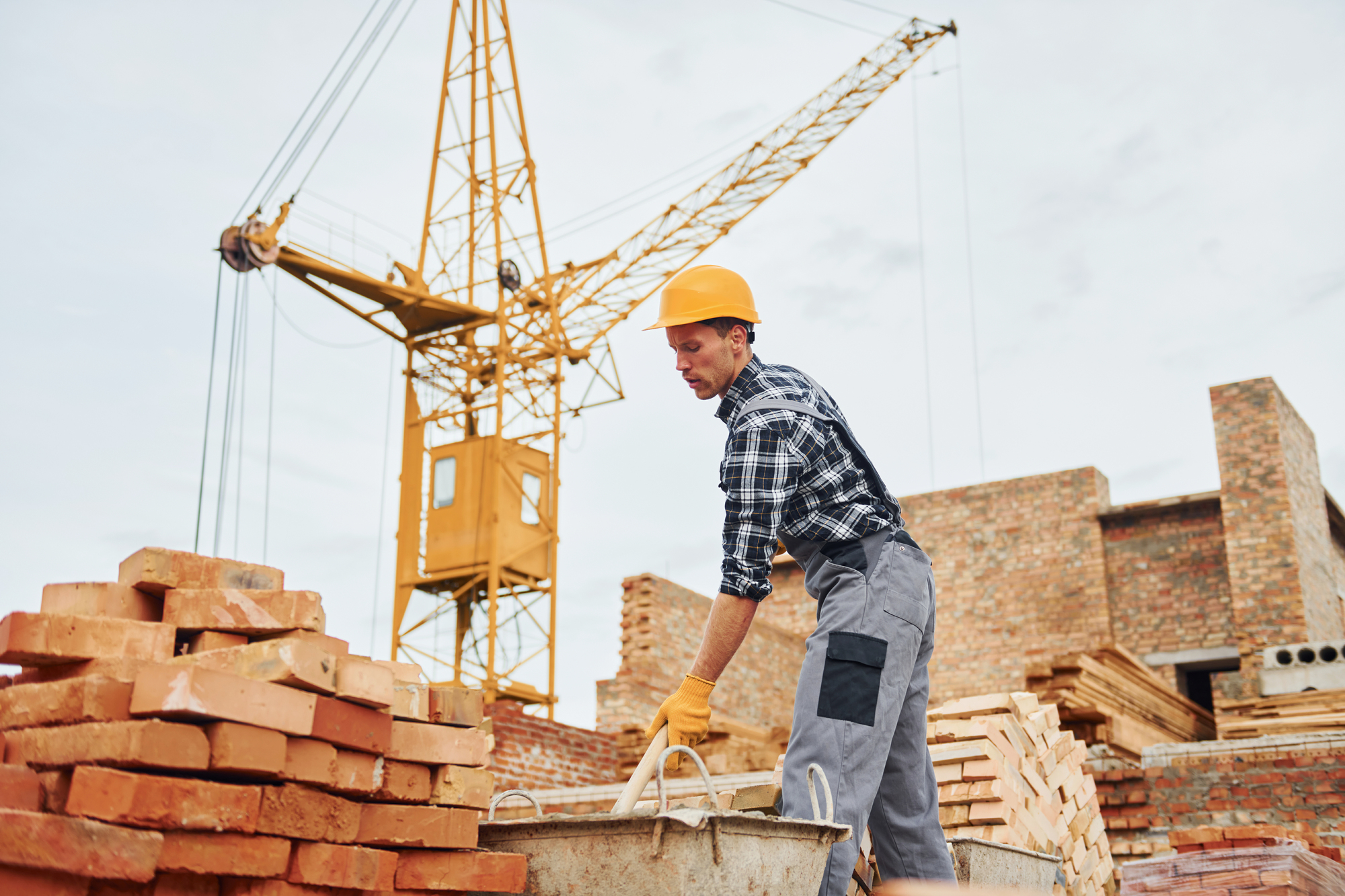 How to Attract Young Talent in Construction