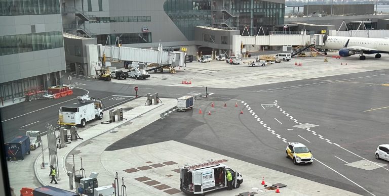 Construction Service & Maintenance Company - Aventura Construction Corp